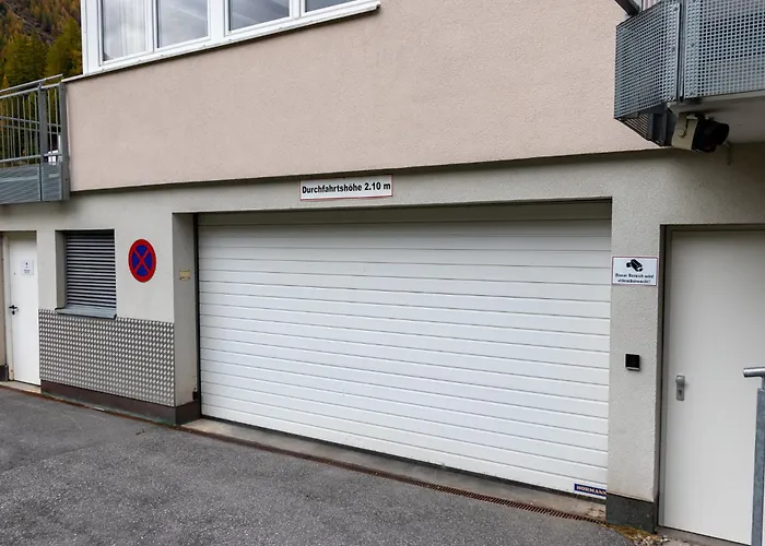 International House Standard Zw 10 * سولدن