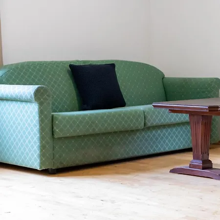 International House Standard Zw 10 Зёльден